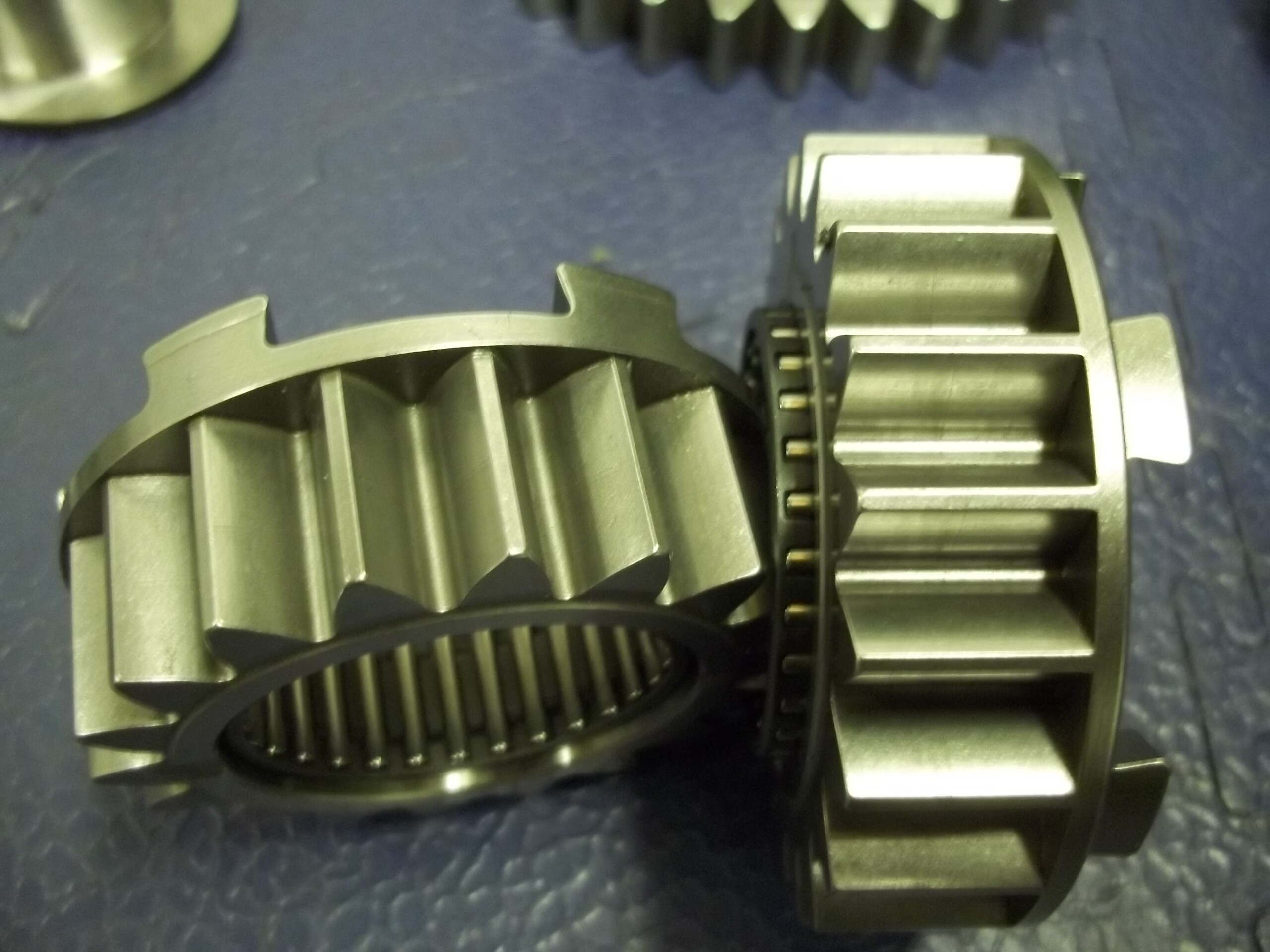 AHM GTA, GTV, V6 fwd 6 speed straight cut dog change gear set - Image 3